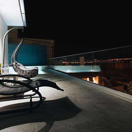Villa Magna - Seaside Villa With Pool And Sauna Trogir Exterior foto