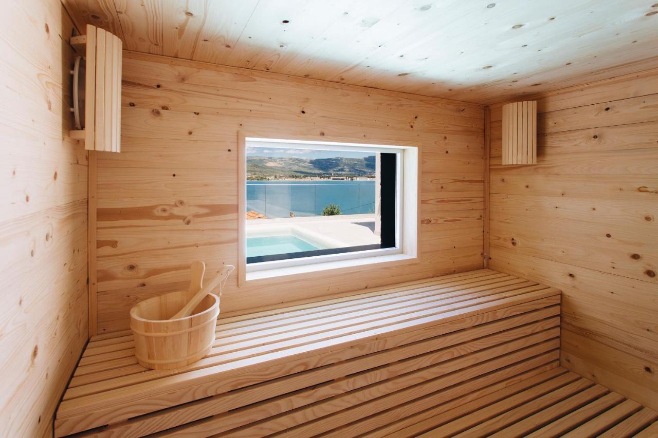 Villa Magna - Seaside Villa With Pool And Sauna Trogir Exterior foto