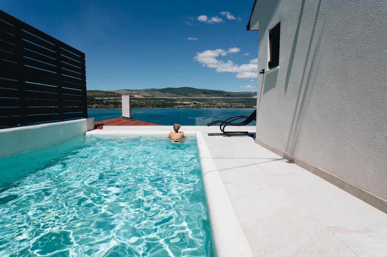 Villa Magna - Seaside Villa With Pool And Sauna Trogir Exterior foto
